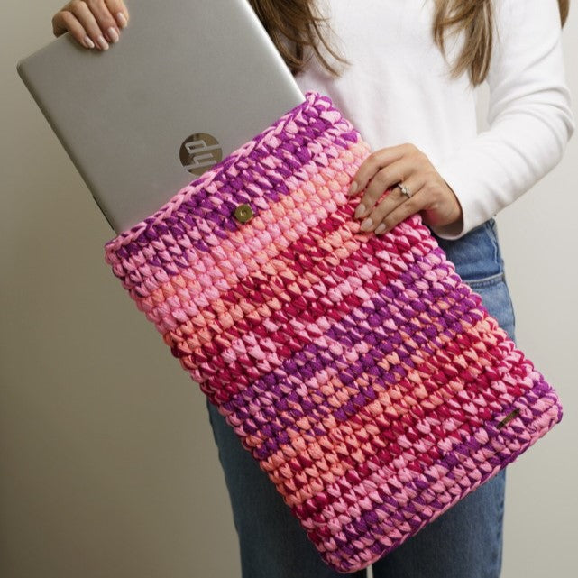 Funda para notebook 15.6"  - Combinación fucsia