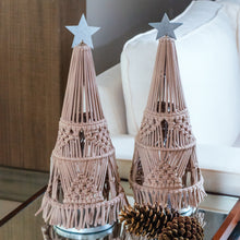 Cargar imagen en el visor de la galería, Arbolito de Macramé Festivo
